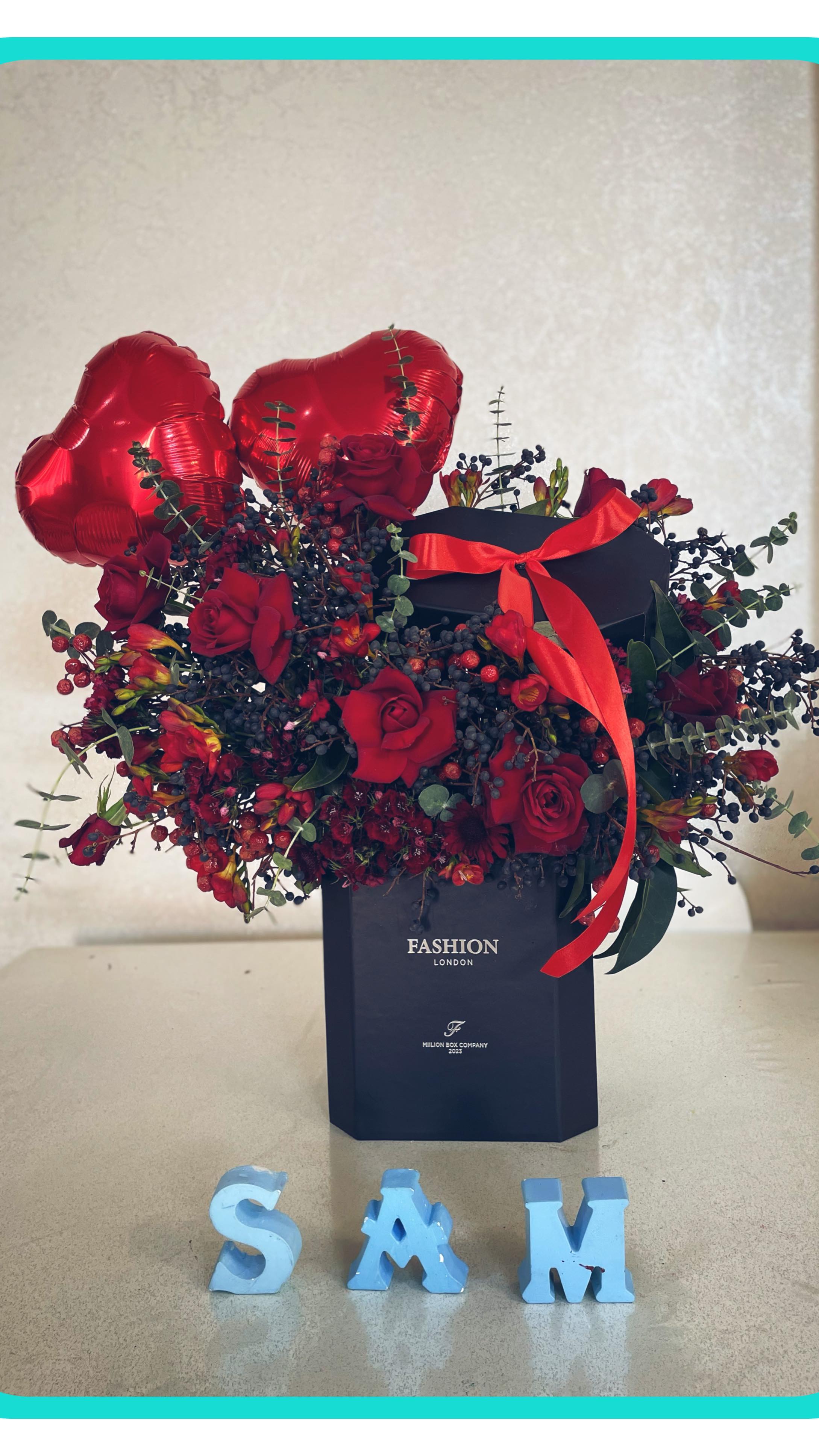 باکس گل رومانس روز عشق
