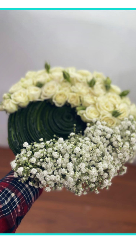دسته گل عروس سازه ای و مدرن