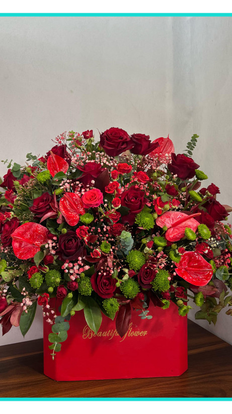 باکس گل قرمز