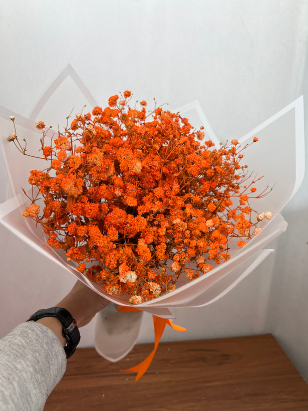 دسته گل ژیپسوفیلیا نارنجی