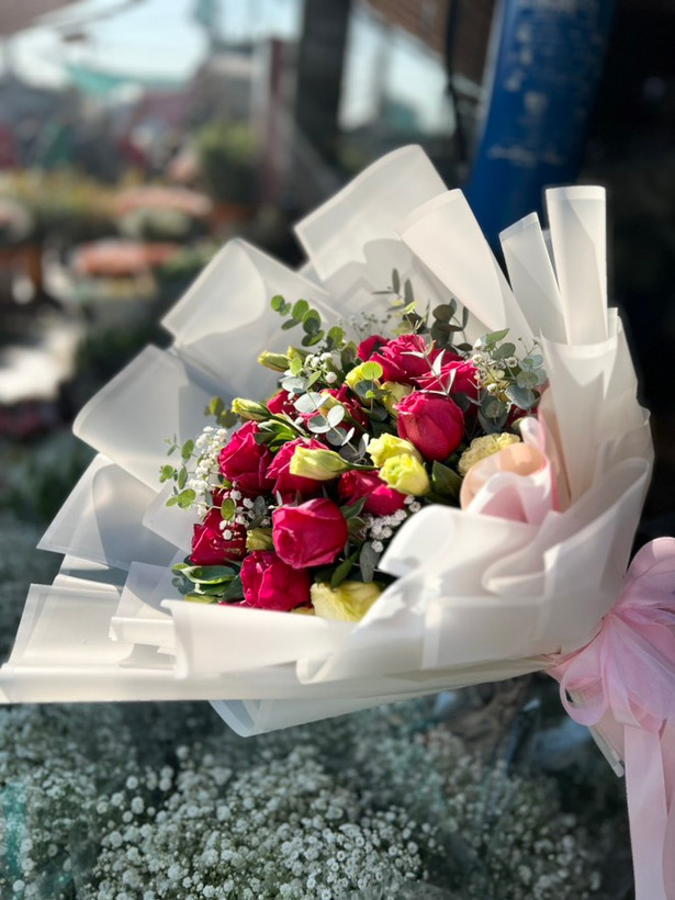 دسته گل رز سرخابی شیک