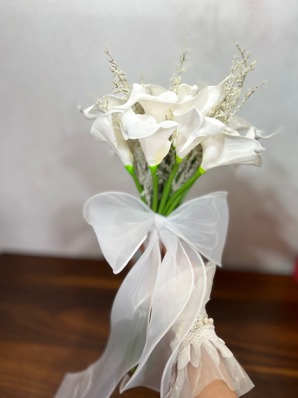 دسته گل عروس شیپوری مصنوعی