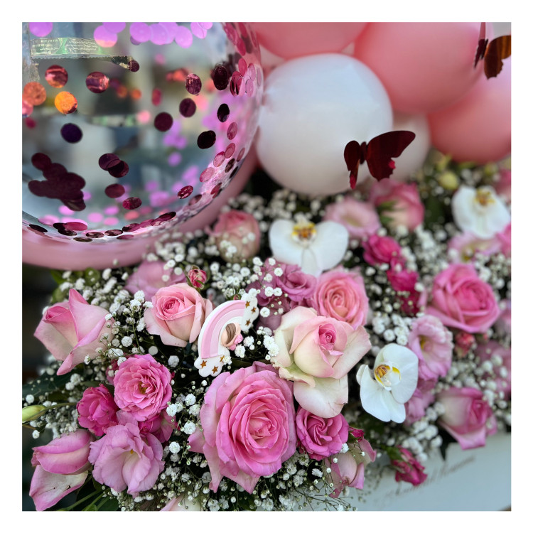 باکس گل برای نوزاد دختر تازه متولد شده