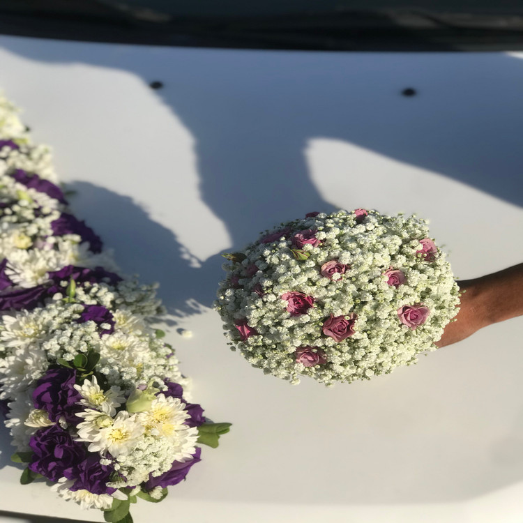 ماشین عروس دنا سفید