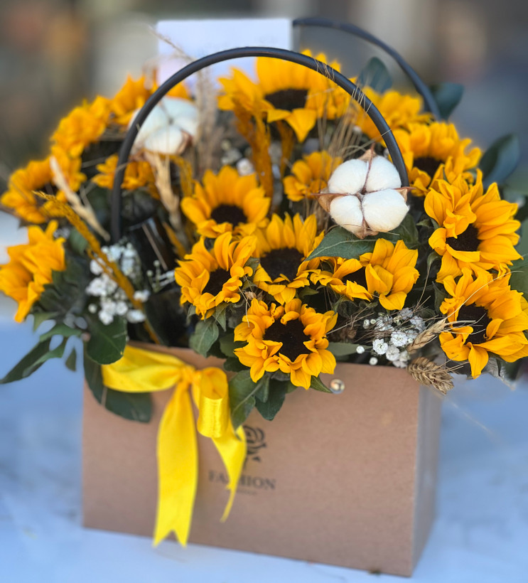 فلاور باکس آفتابگردون برای تولد