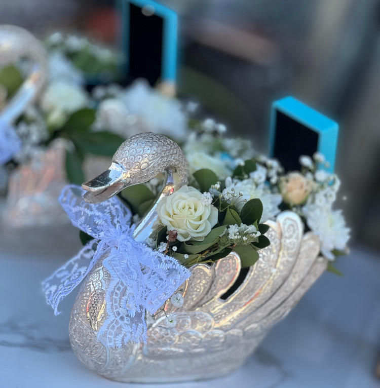 تزیین جا حلقه ای عروس و داماد
