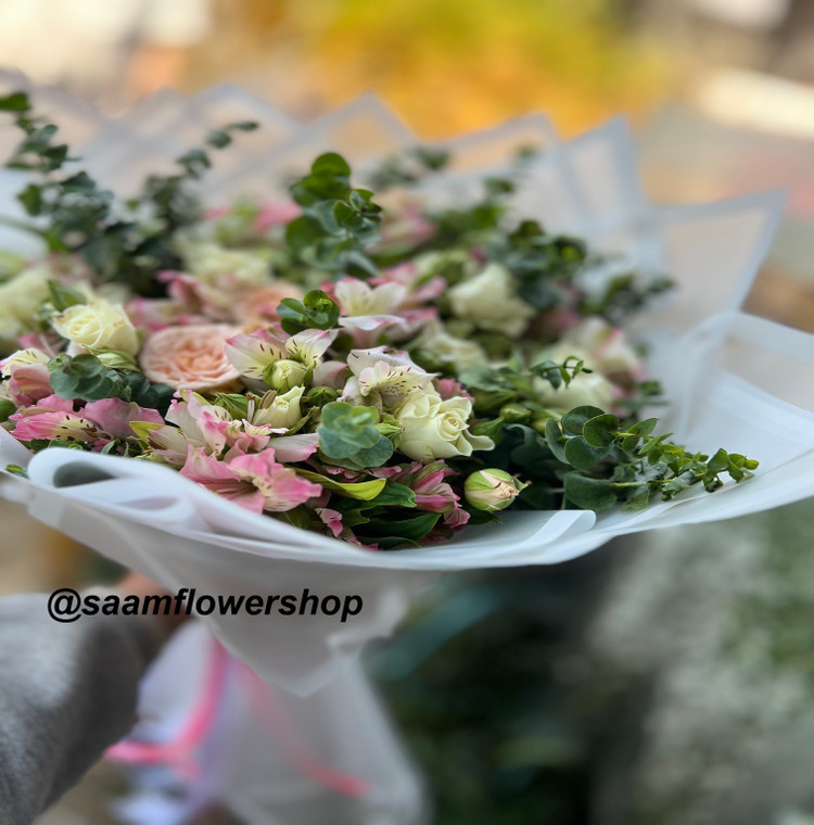 دسته گل خواستگاری رز مینیاتوری