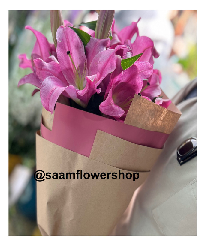 دسته گل اورینتال عطری بنفش