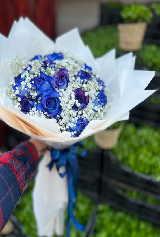 دسته گل رز آبی خوشرنگ