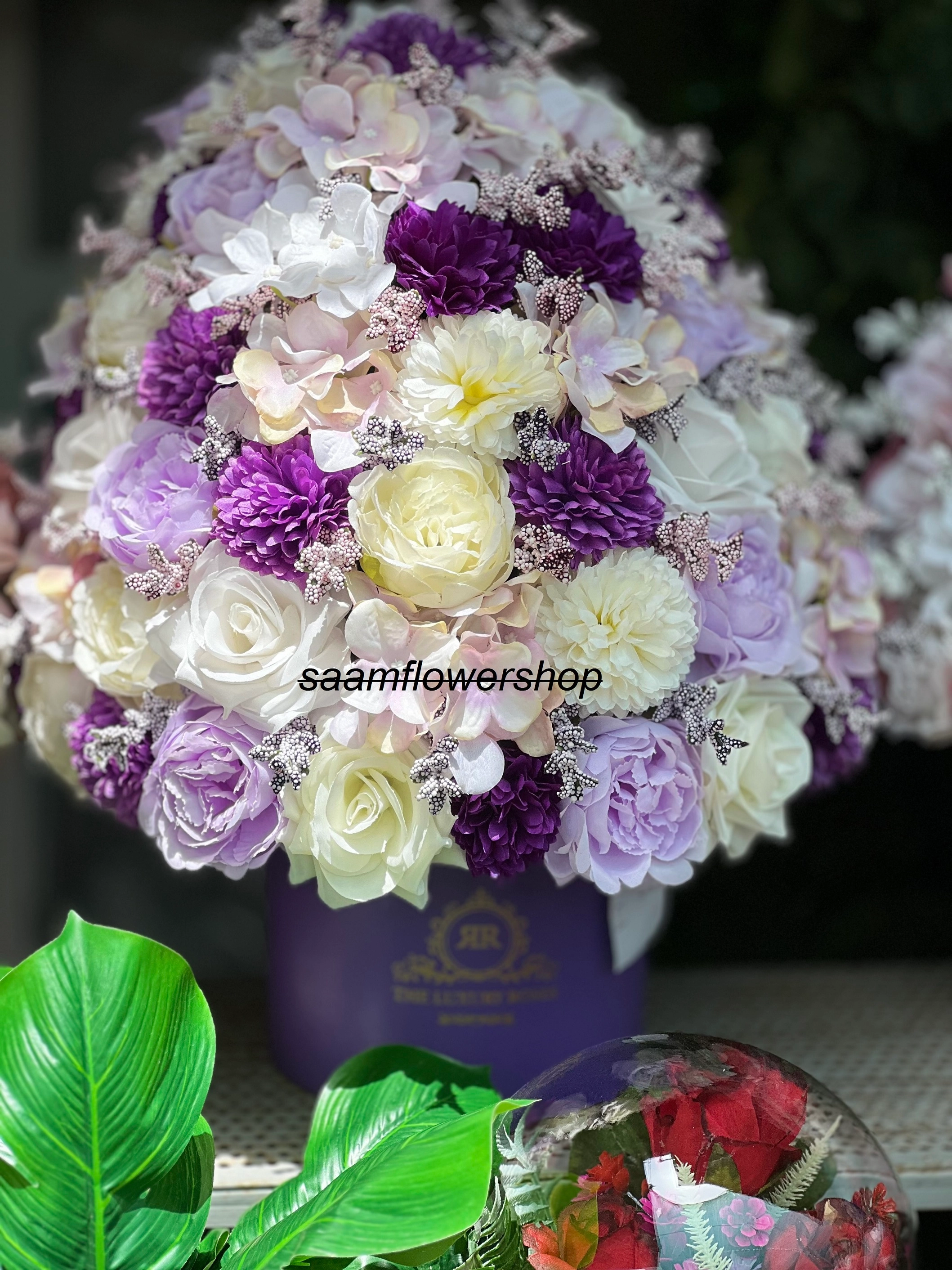 باکس گل مصنوعی
