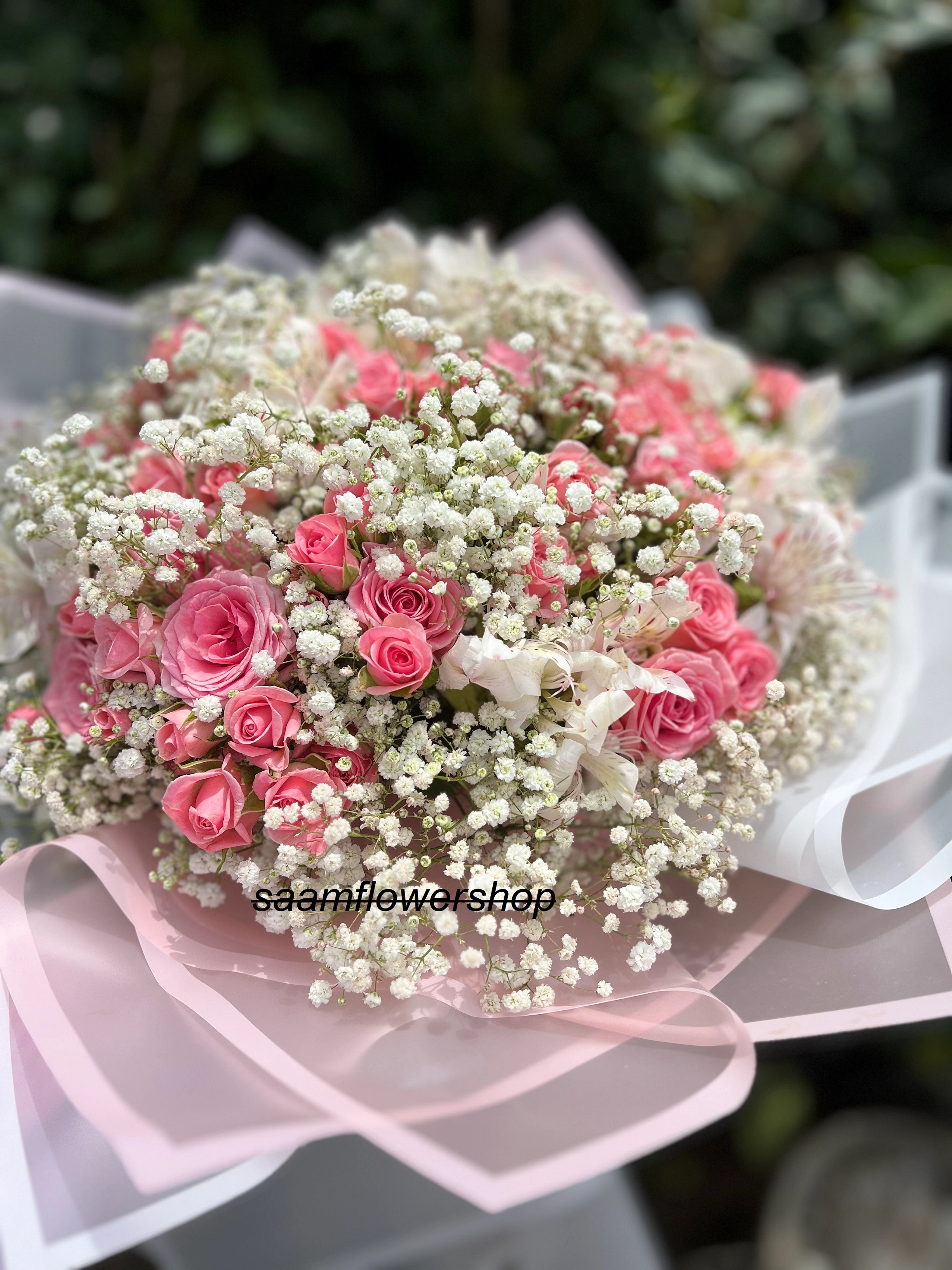 دسته گل رز مینیاتوری صورتی