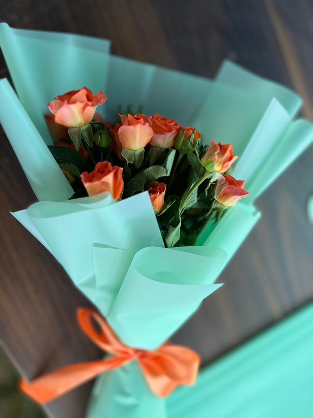 دسته گل رز مینیاتوری نارنجی کوچولو