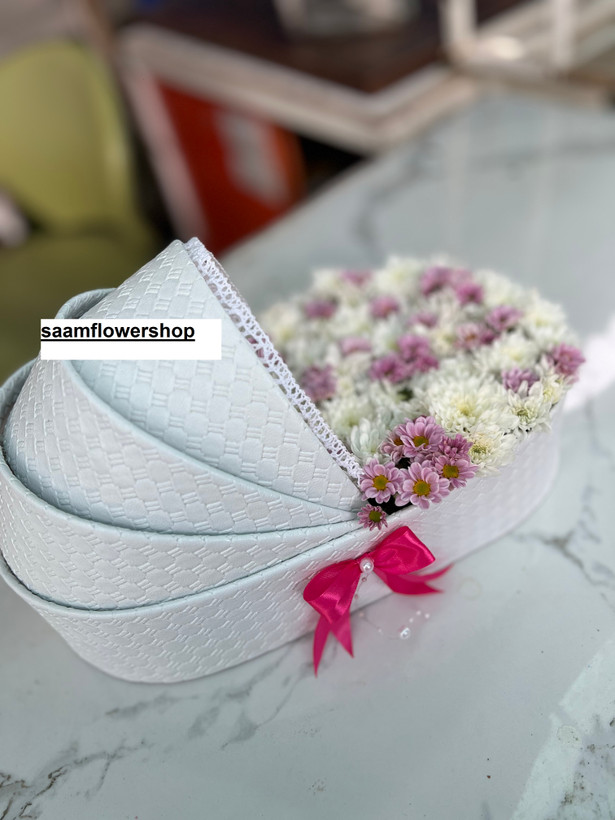 باکس گل گهواره ای نوزادی دخترونه