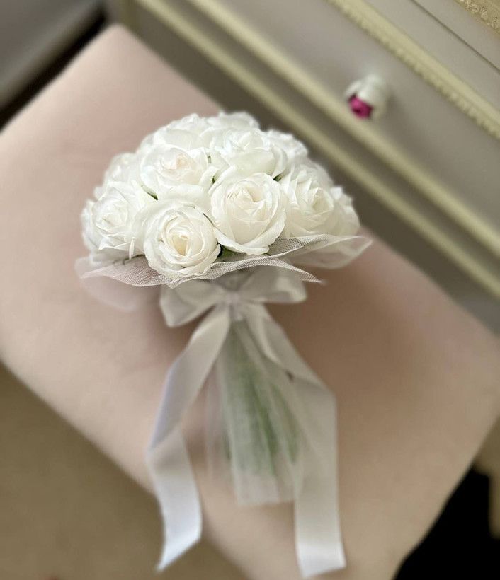 دسته گل رز مصنوعی عروس